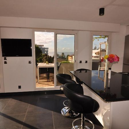 Gorgeous One-Bedroom Apartment With Terrace And Sea View -Stayinantibes- Bijou Plage エクステリア 写真